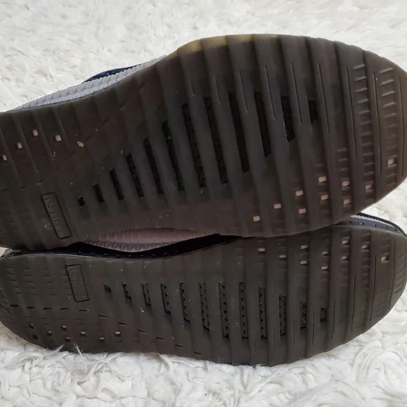 Men Shoes - Picture 8 of 8